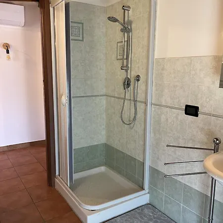 アパート Piccola Oasi - Rifugio E Relax ディアーノ・マリーナ